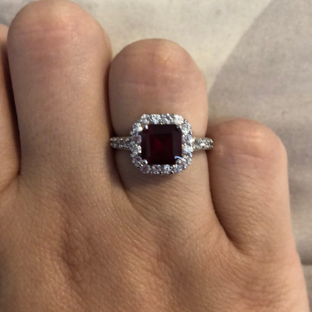 Beautiful Sterling Silver Ring With Ruby. - image 1